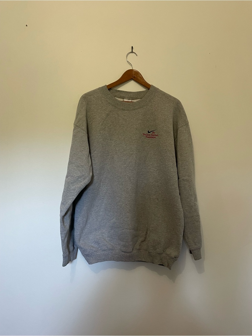 Vintage Nike Sweatshirt “Sheldon Kennedy Foundation” 90s